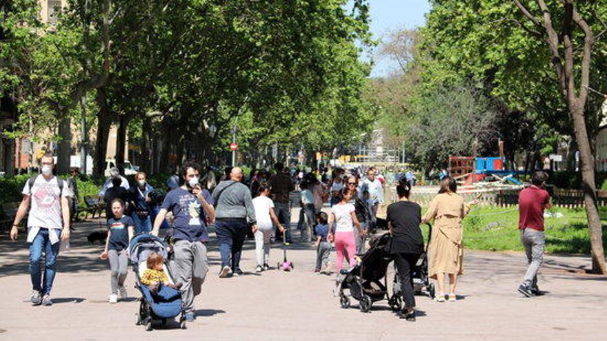 El passeig de Sant Joan de Barcelona el primer dia de desconfinament