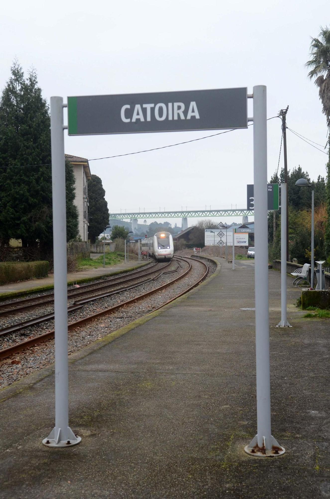 El paso del tren por Catoira.