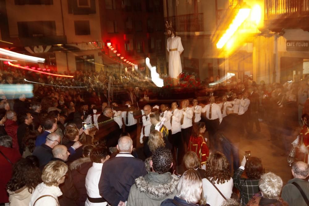 Procesión de la Hermandad de los Estudiantes de Oviedo