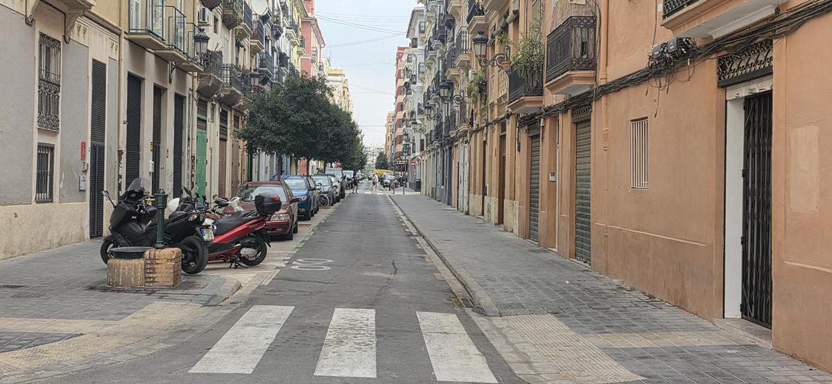Primeros números de la calle Turia. Detrás es donde empieza la nueva cale