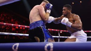 Otto Wallin no fue rival para Anthony Joshua