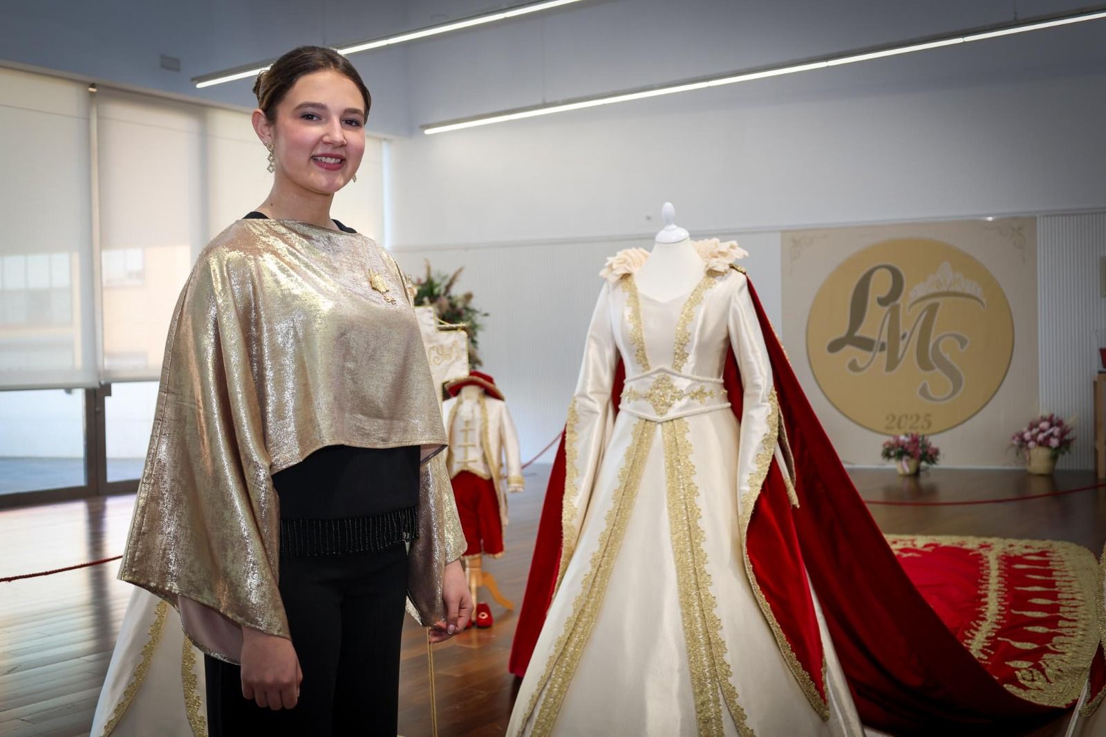 Así es el vestido de la Reina del Encuentro de Torrent 2025