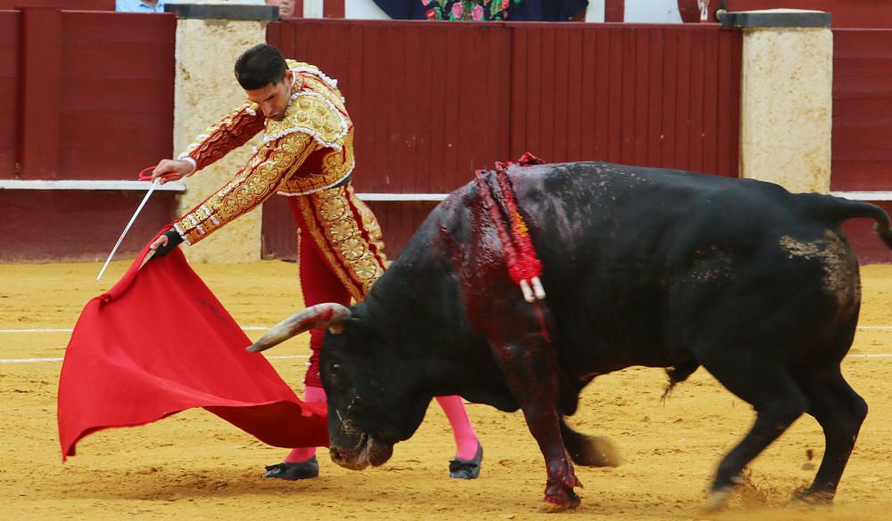 Castella y Talavante dan brillo a la tarde en Málaga