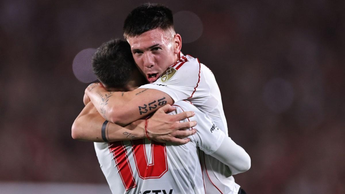 Franco Mastantuono celebra uno de sus goles con el River PlatE