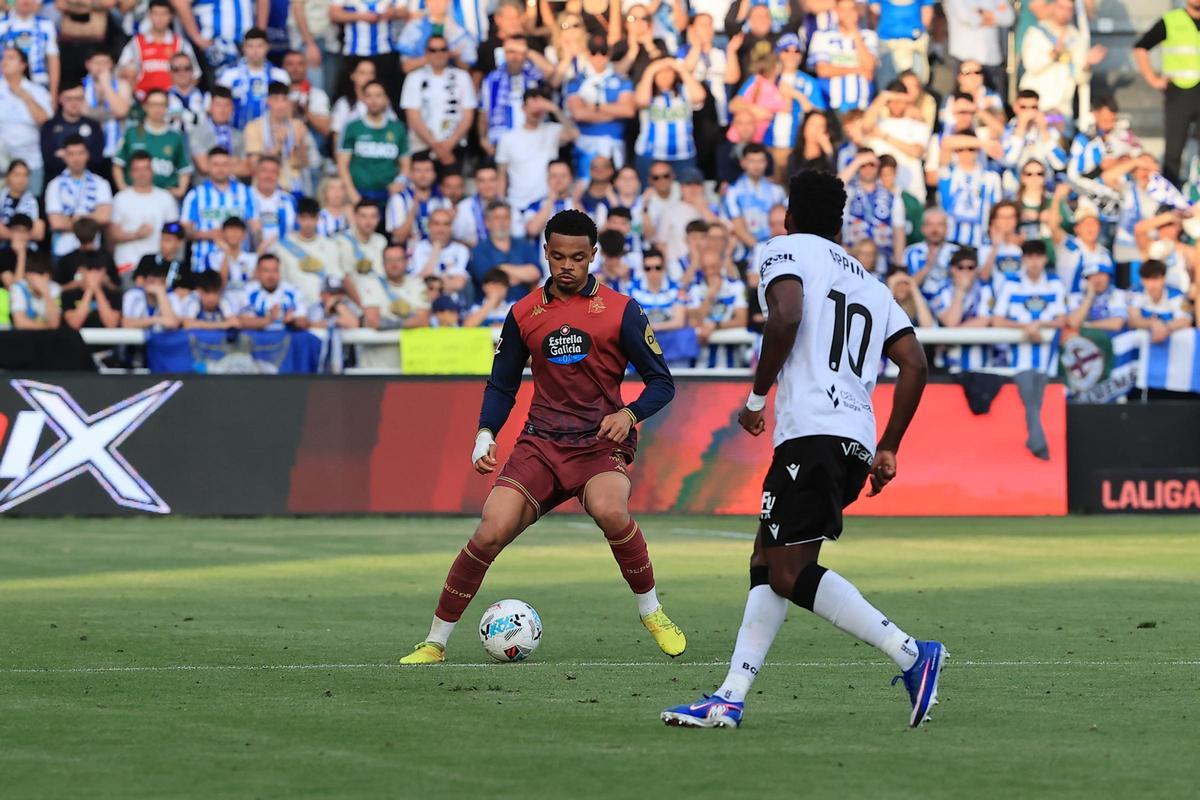 Las mejores imágenes del partido del Deportivo en Burgos (1-1)
