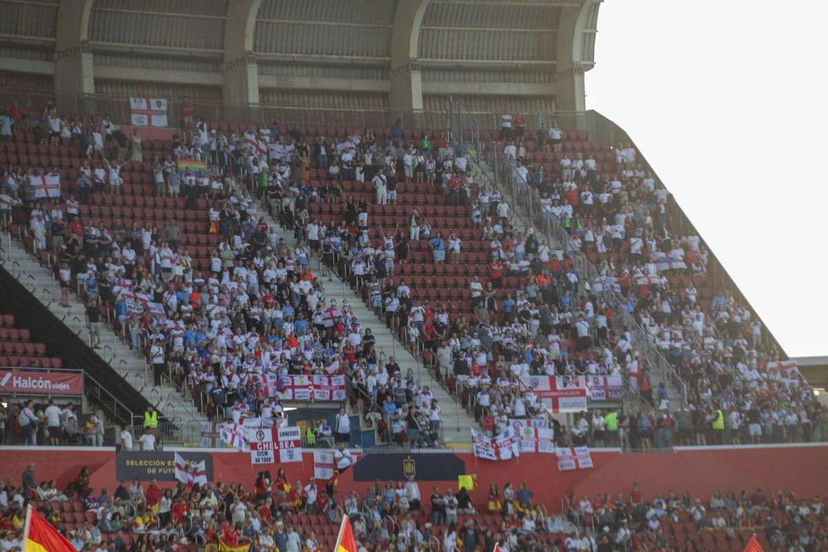 Son Moix vibró con la goleada de España a Inglaterra Son Moix vibró con la goleada de España a Inglaterra