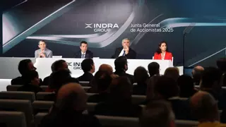 Indra convoca un consejo de administración extraordinario para sondear la fusión con Escribano (EM&E)