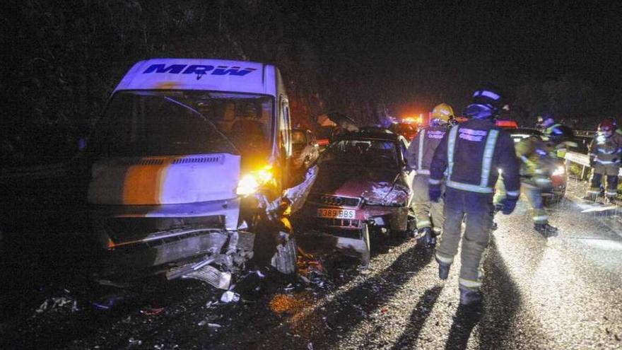 Una veintena de heridos en una colisión múltiple en la A-52 a la entrada de Ourense