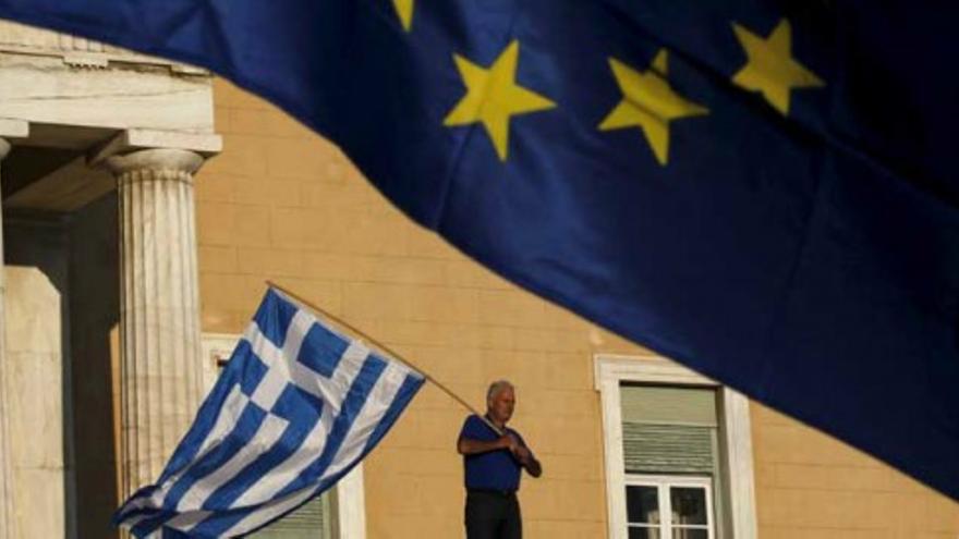 Grecia llega al límite dividida