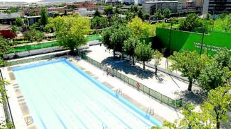 La Junta se plantea cerrar las piscinas de verano de la Ciudad Deportiva de Cáceres para ahorrar