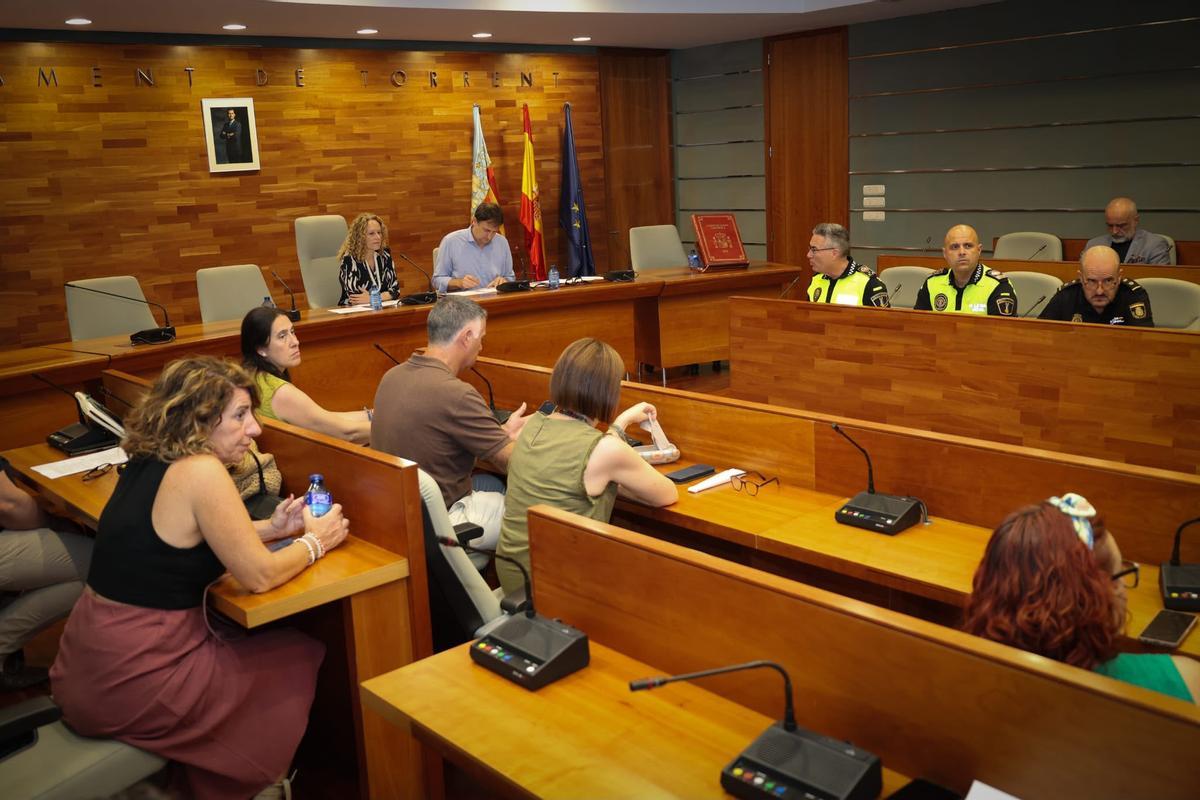 La reunión del Cecopal en el ayuntamiento de Torrent.
