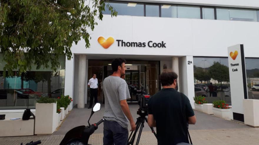 La sede de Thomas Cook en Palma esta maÃ±ana.