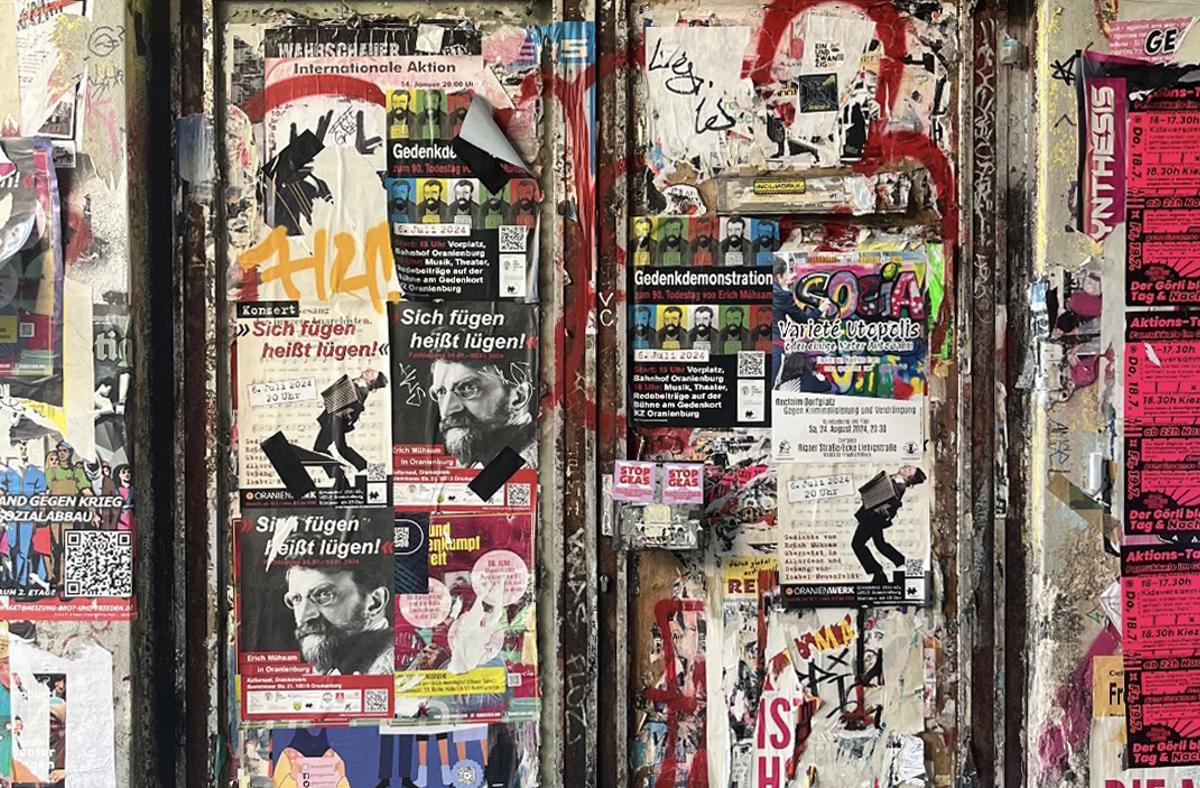 Detalle de una puerta en Berlín