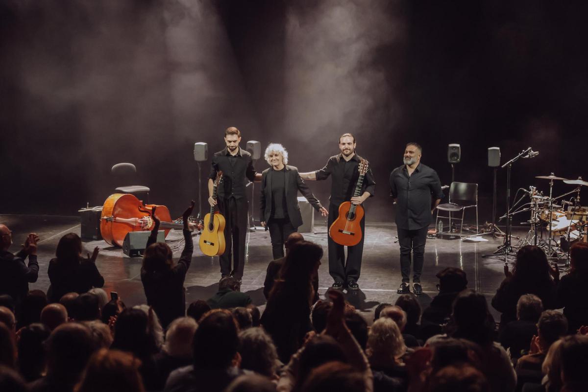 Les fotos de Mayte Martín a l'Auditori de Girona