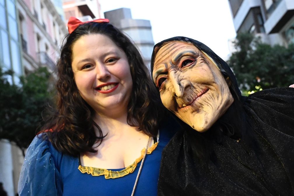 Desfile de collas y carros