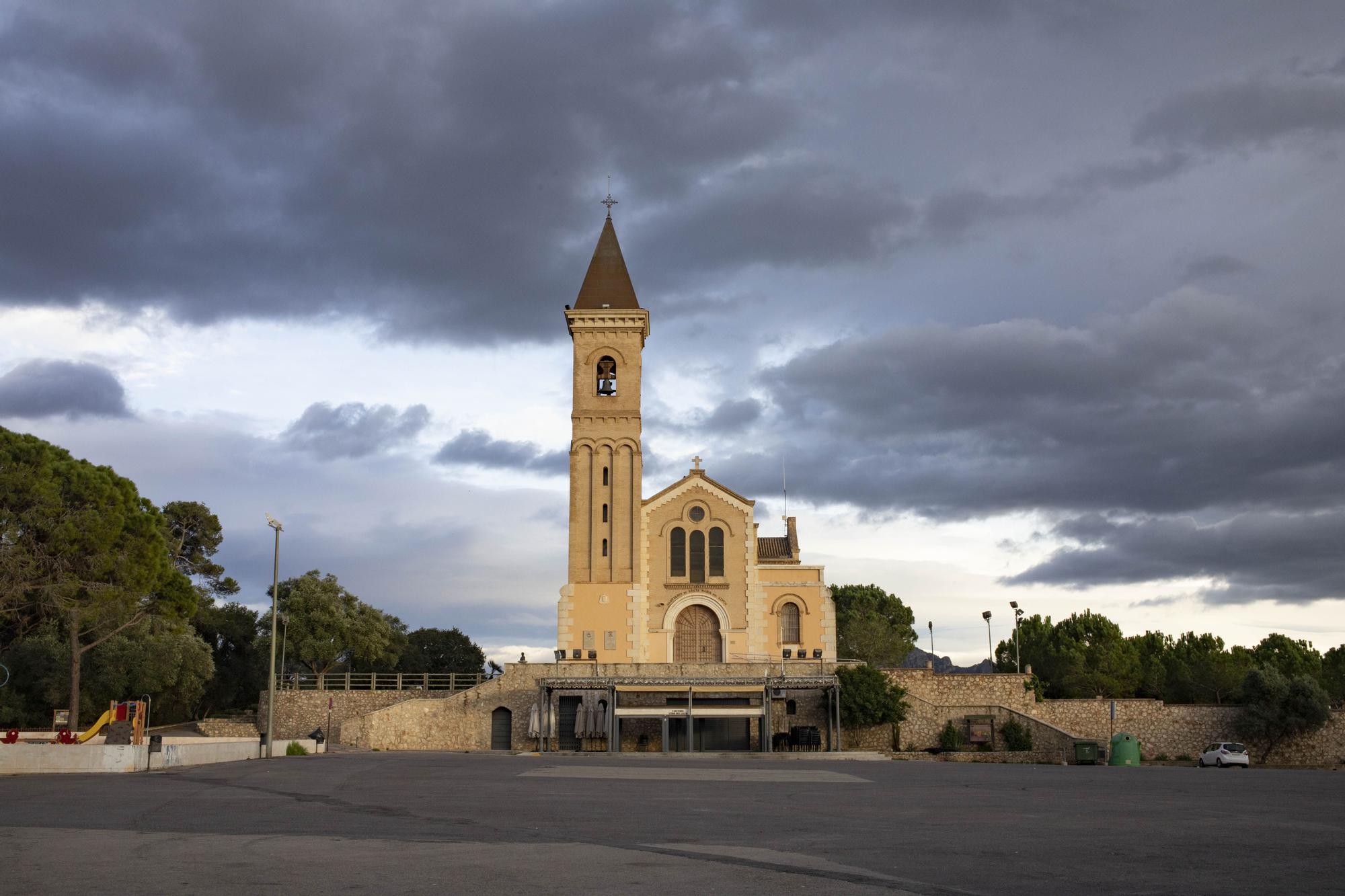 Santuario de la Muntanyeta de Sant Salvador.jpg