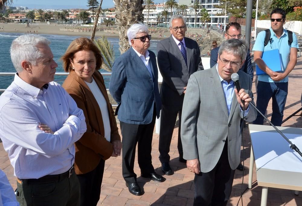 Inicio de las obras del paseo marítimo que unirá las playas de San Agustín con la de Las Burras.