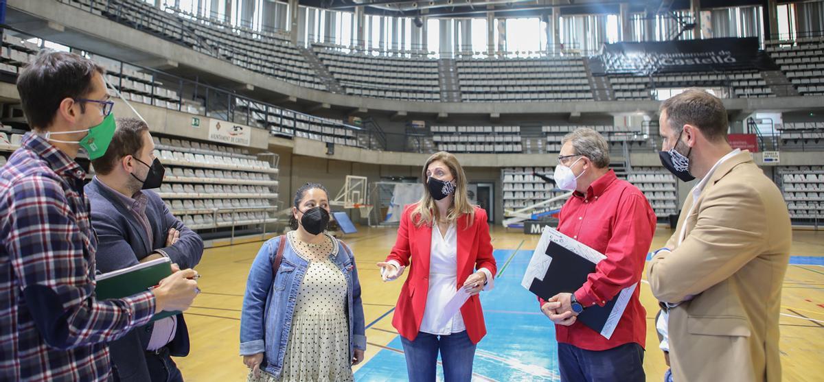 La alcaldesa de Castelló, Amparo Marco, en una visita a las obras del “Ciutat de Castelló”.