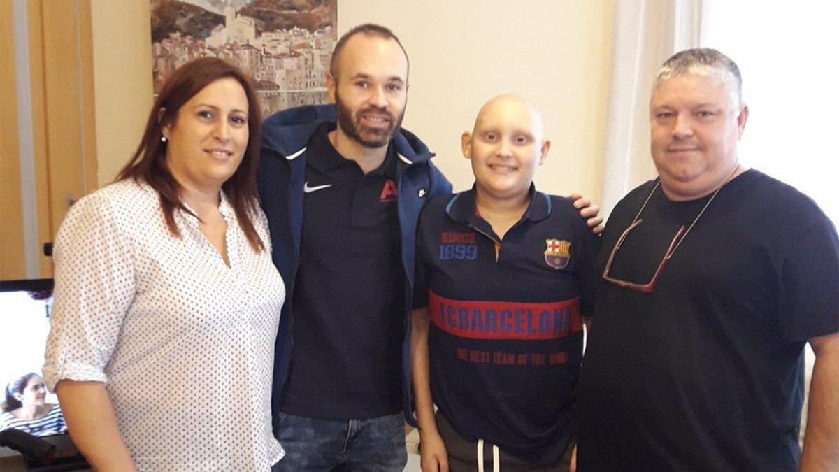 Alejandro conoció a Andrés Iniesta