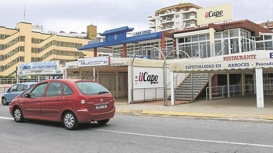 La obra de derribo de la urbanización Peñíscola Playa atrae a 18 empresas