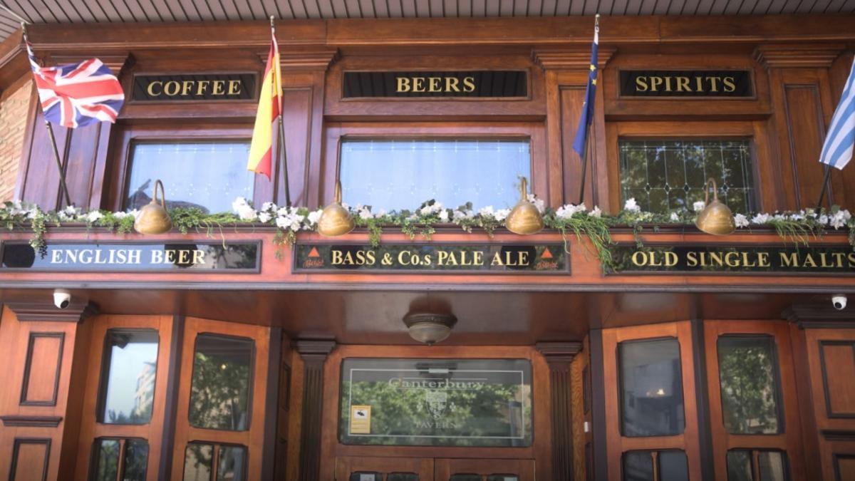 Canterbury Tavern celebra su 25 aniversario