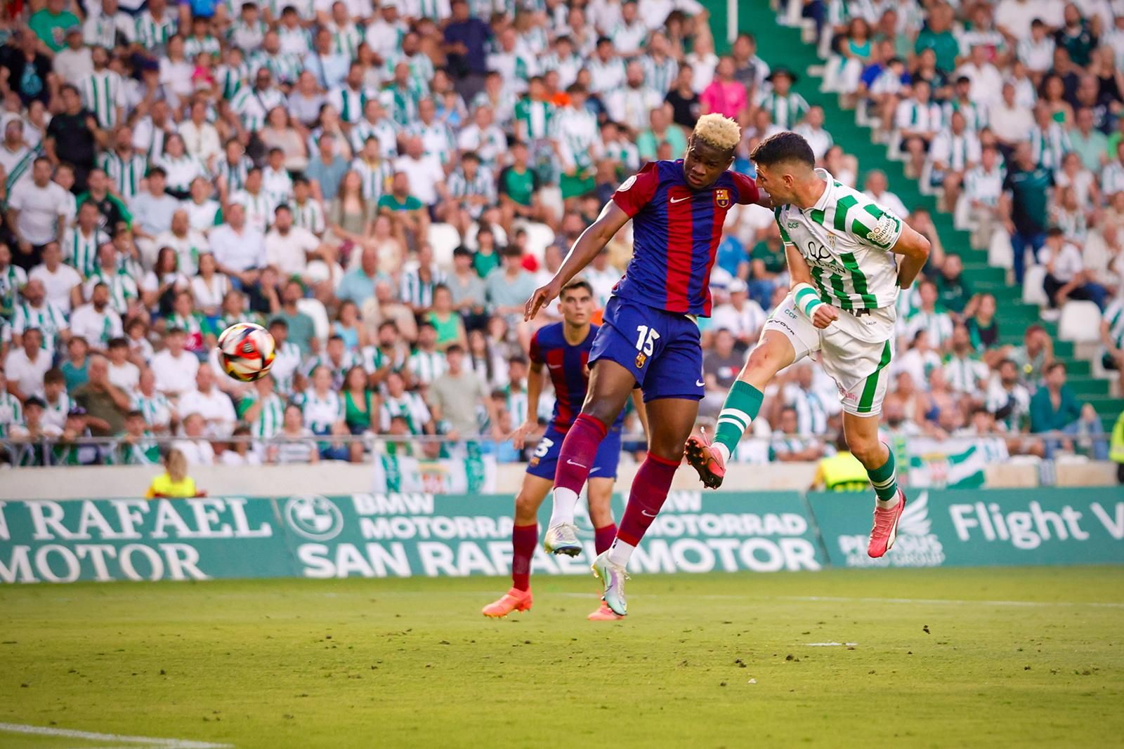El Córdoba CF vuelve a Segunda / Las mejores imágenes de una noche para la historia