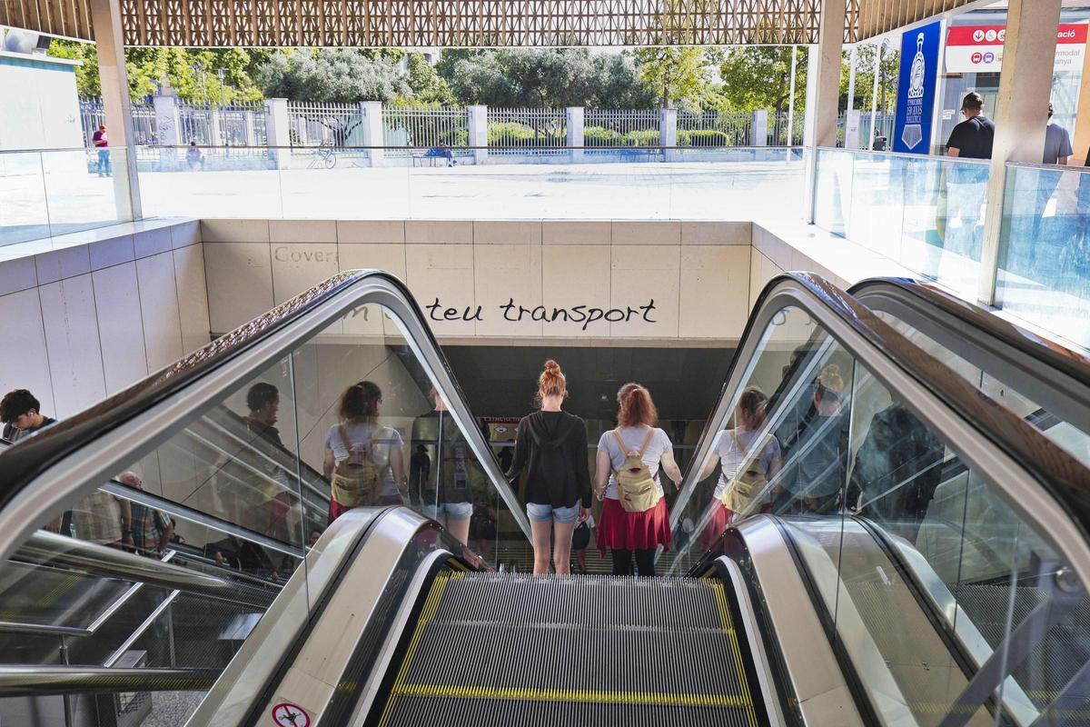 La Estación Intermodal de Palma finaliza la reforma de sus escaleras mecánicas después de varios meses de incidencias