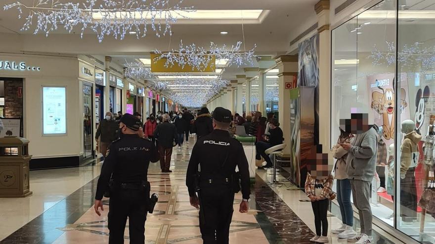 Ocho detenidos en dos días por hurtos en centros comerciales de Alicante