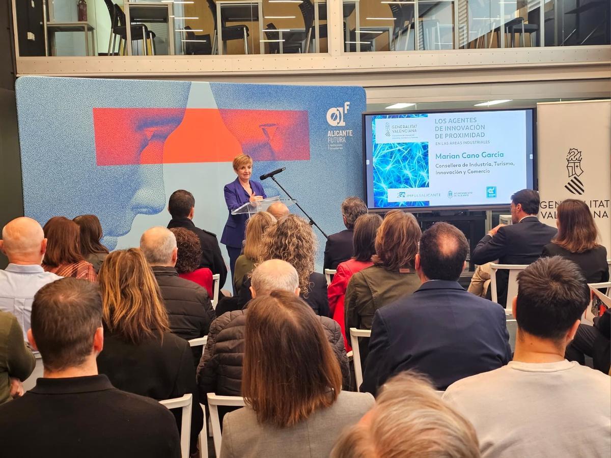 La consellera hizo estas declaraciones en un acto celebrado en Alicante.