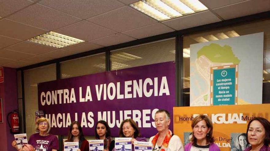 Representantes del Movimiento Feminista de Asturias.