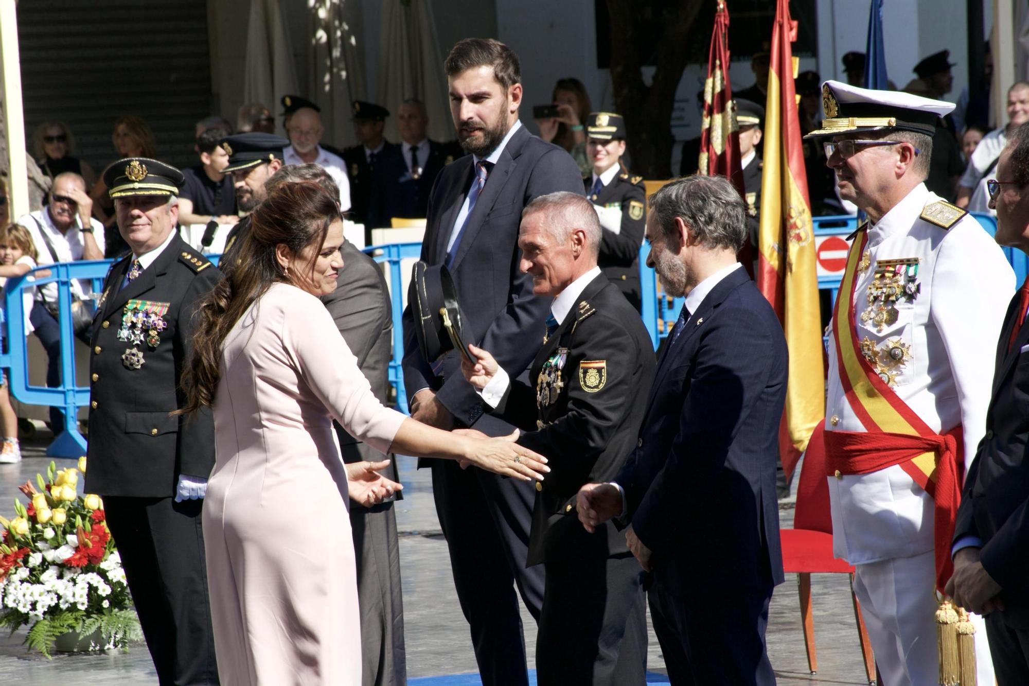Las imágenes del acto de la Policía Nacional en Murcia por la Fiesta Nacional