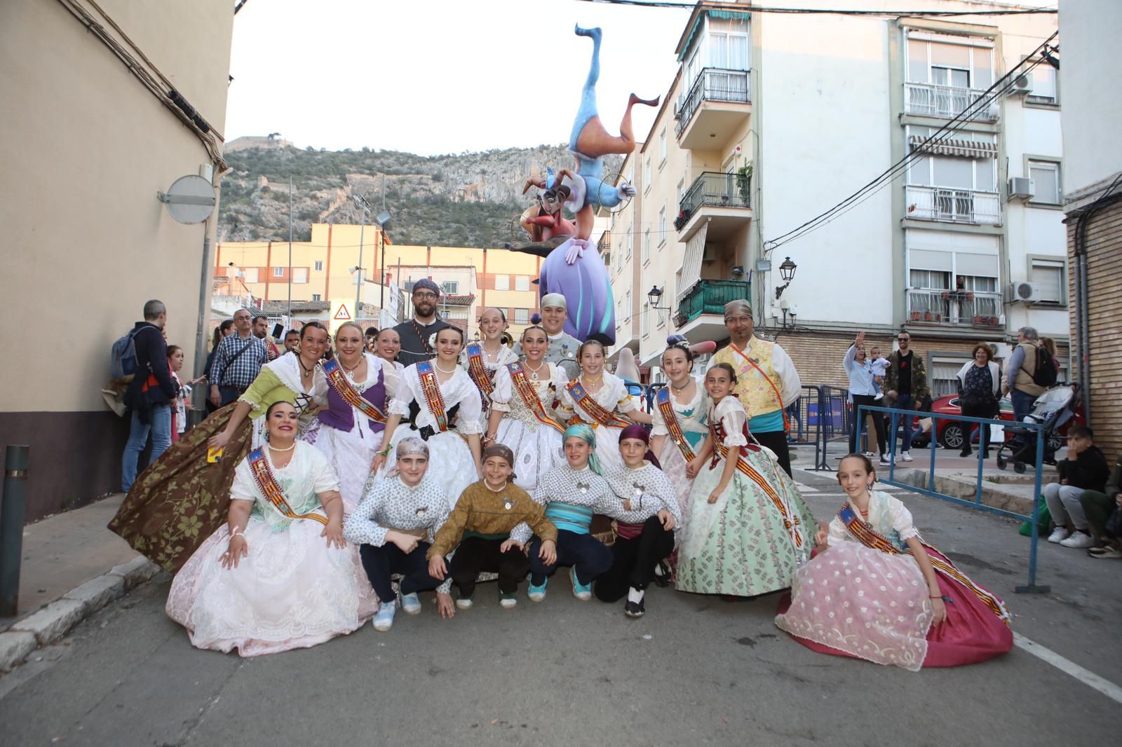 Así ha sido la multitudinaria "recorreguda" fallera en Xàtiva