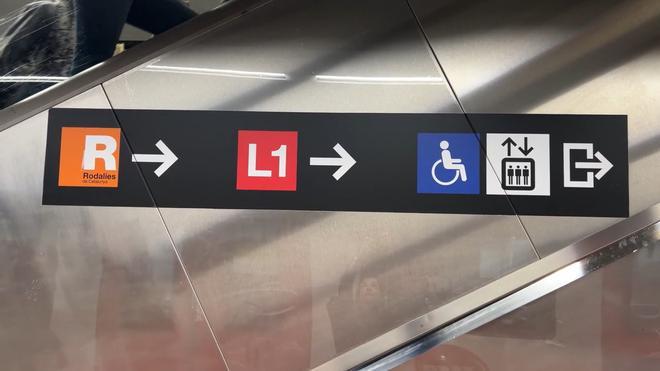 La L1 y L5 del metro de Barcelona añaden un tren extra en hora punta para reducir aglomeraciones