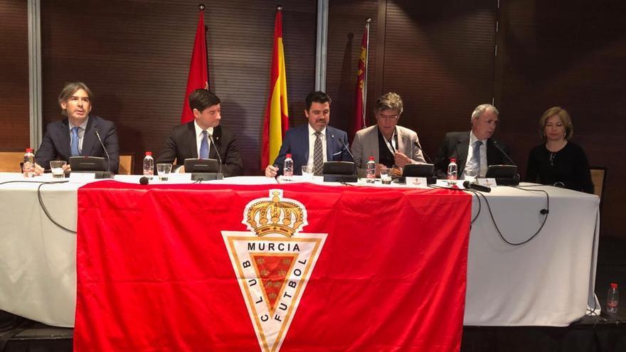 La junta de accionistas del Real Murcia se pasa a mañana