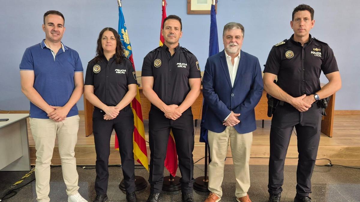 Toma posesión de dos nuevos agentes de Policía Local de Villena.