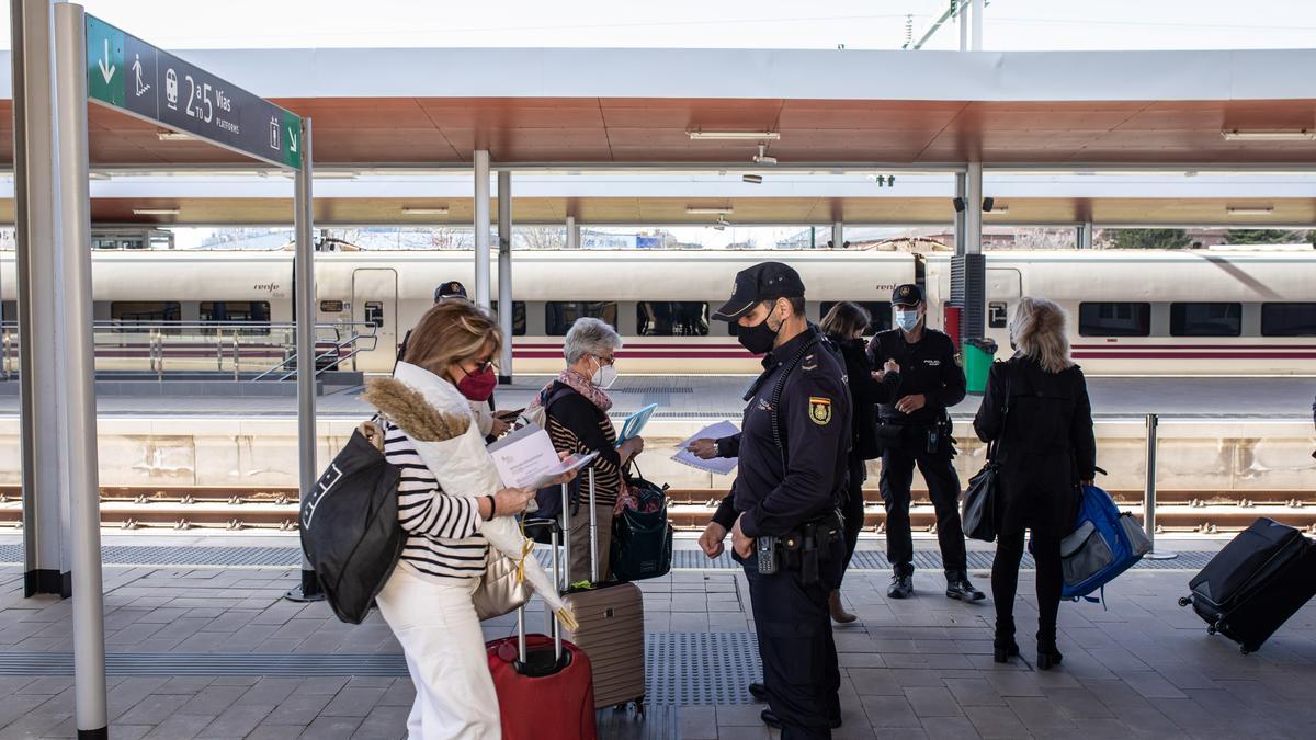 El fin del estado de alarma acaba el domingo con el cierre perimetral