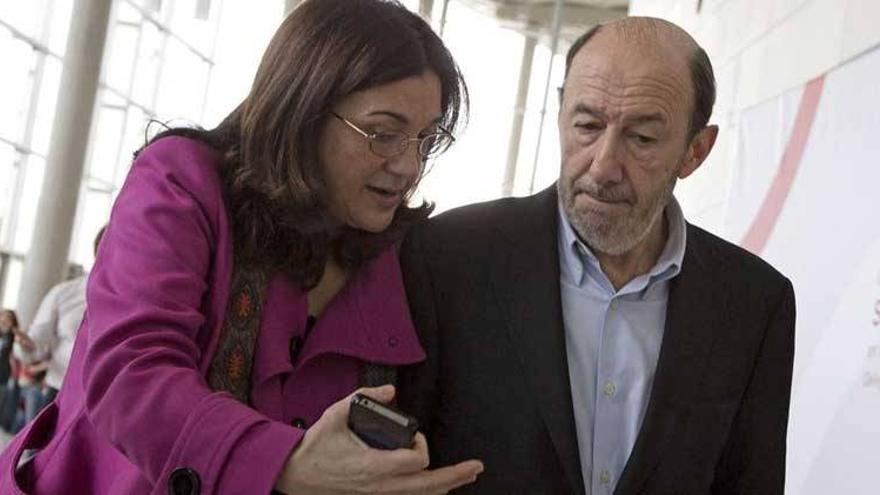 Rubalcaba: &quot;He pedido la renuncia al alcalde de Ponferrada y renunciará&quot;