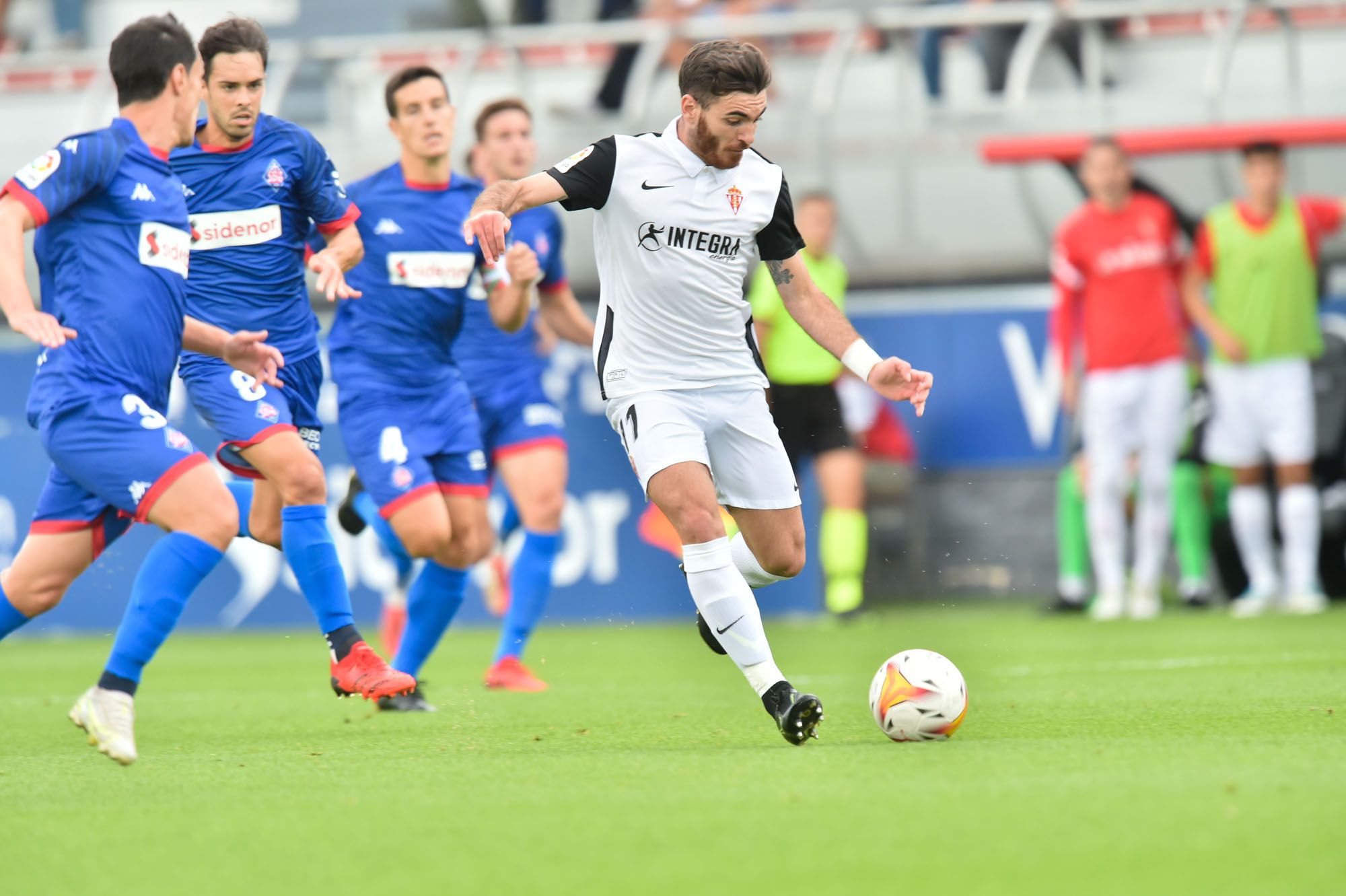 El partido del Sporting en Lezama, en imágenes