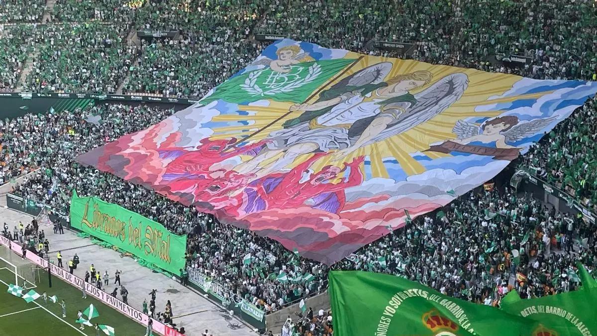 Así ha sido el tifo del Betis en el Gran Derbi