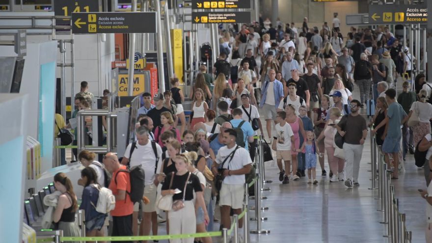 Si yo siempre te quise, turismo. ¿Cómo hemos llegado hasta aquí? (Alicante y el efecto Ryanair)