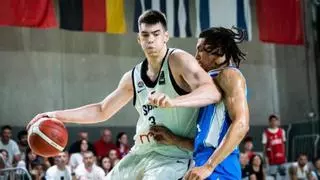 Nikola Dzepina se cruza en el camino de Jorge Carot y Álex Blanco hacia la final