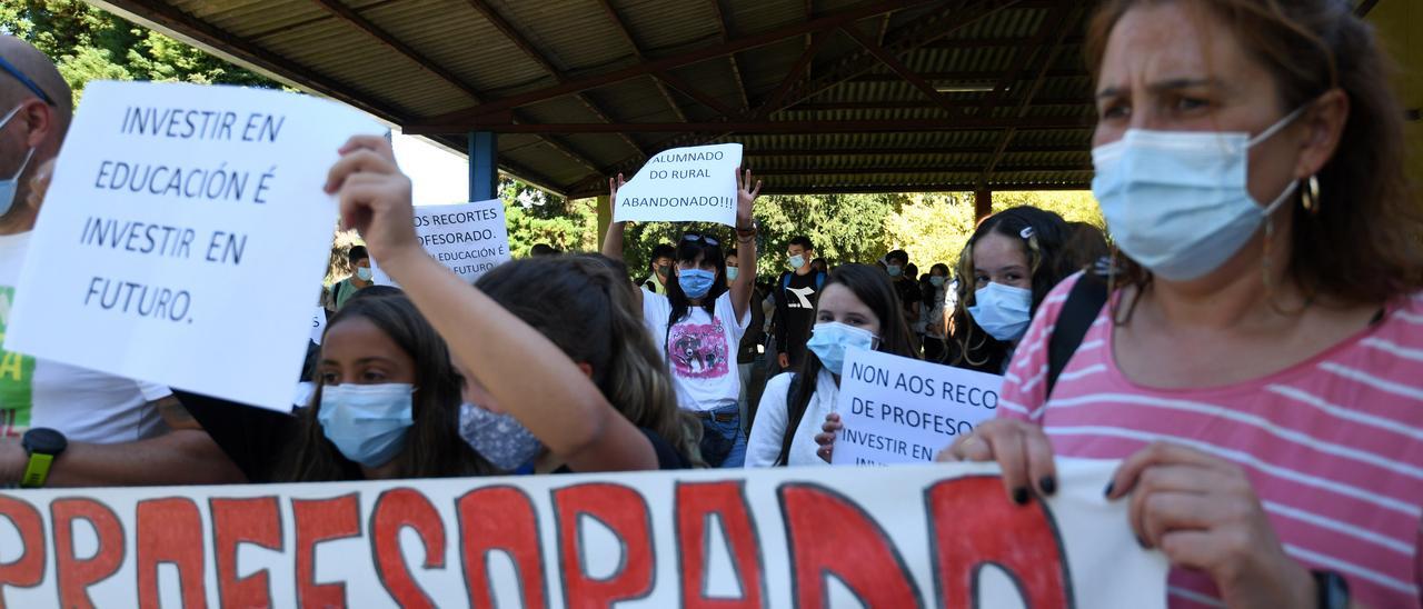 Una protesta del curso pasado por la falta de profesorado en O Toural de Vilaboa.