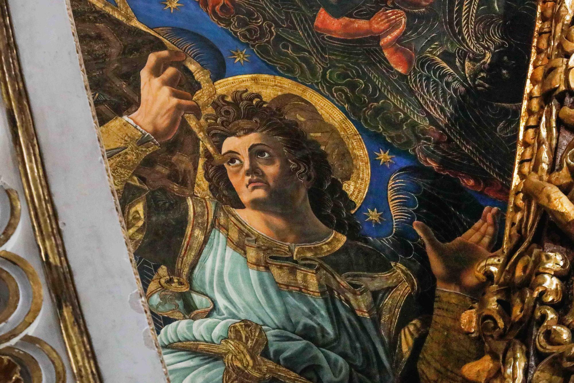 Disfruta los detalles de los "ángeles músicos" de la Catedral