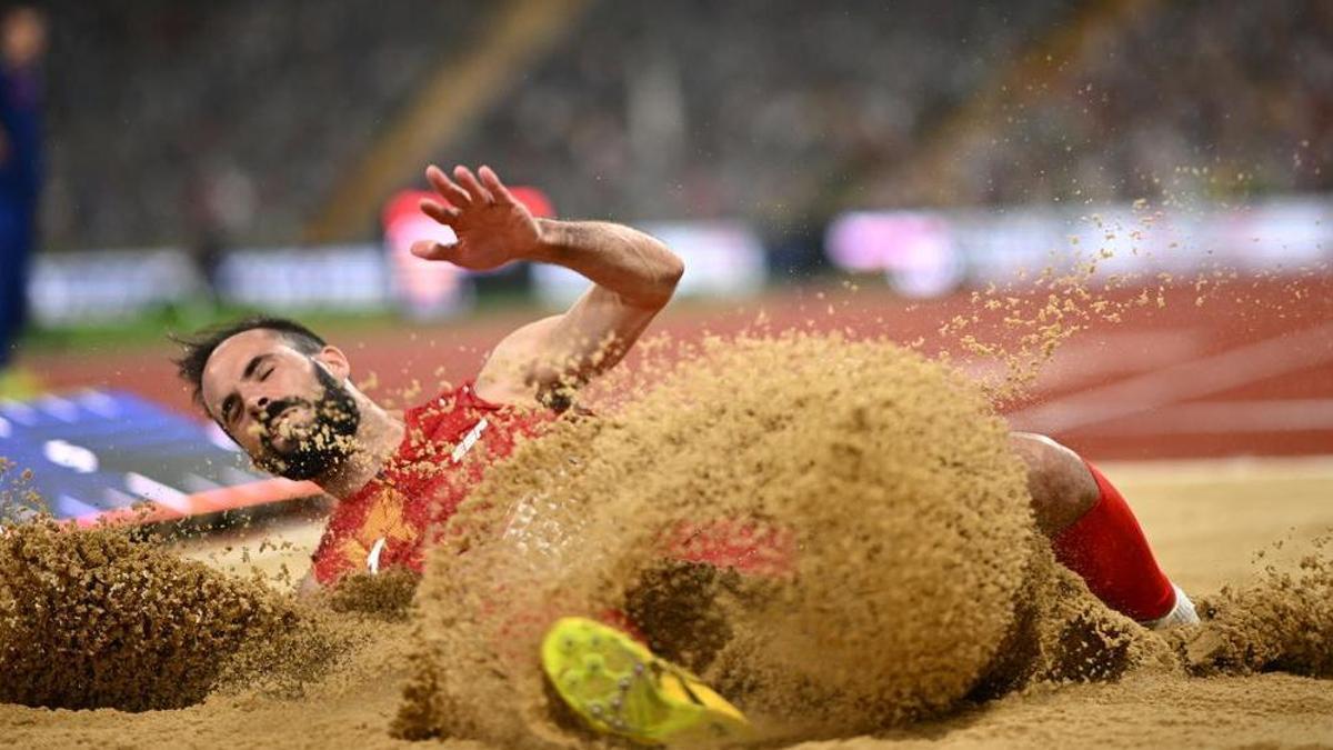 Eusebio Cáceres, en la final de longitud del Europeo de Múnich