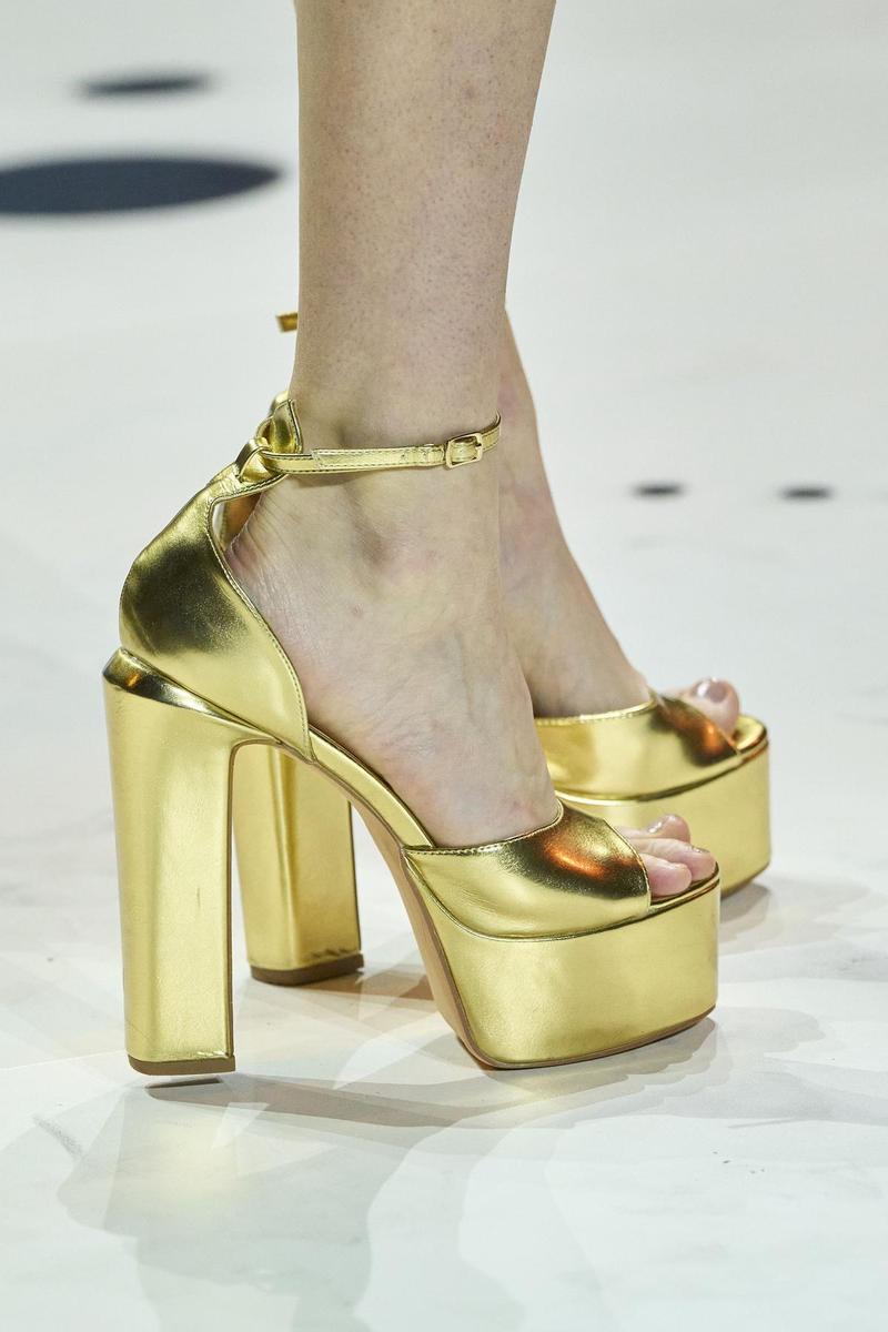 Sandalias tendencia primavera-verano 2023: estas son las sandalias más  'top', según las pasarelas