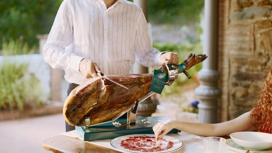 Consejos gourmet para elegir un jamón exquisito y sorprender a todos estas Navidades