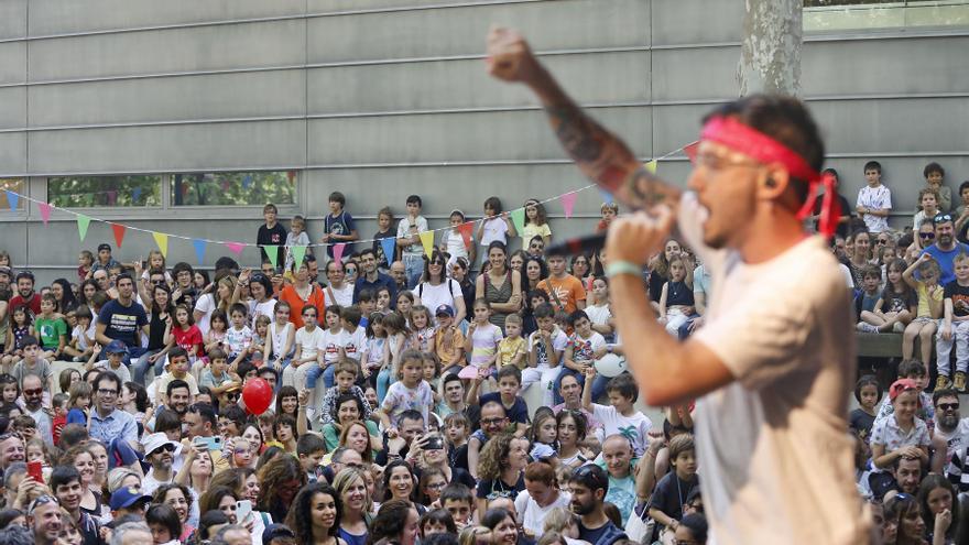 El Festivalot omple la Devesa de Girona de somriures, activitats i molta música