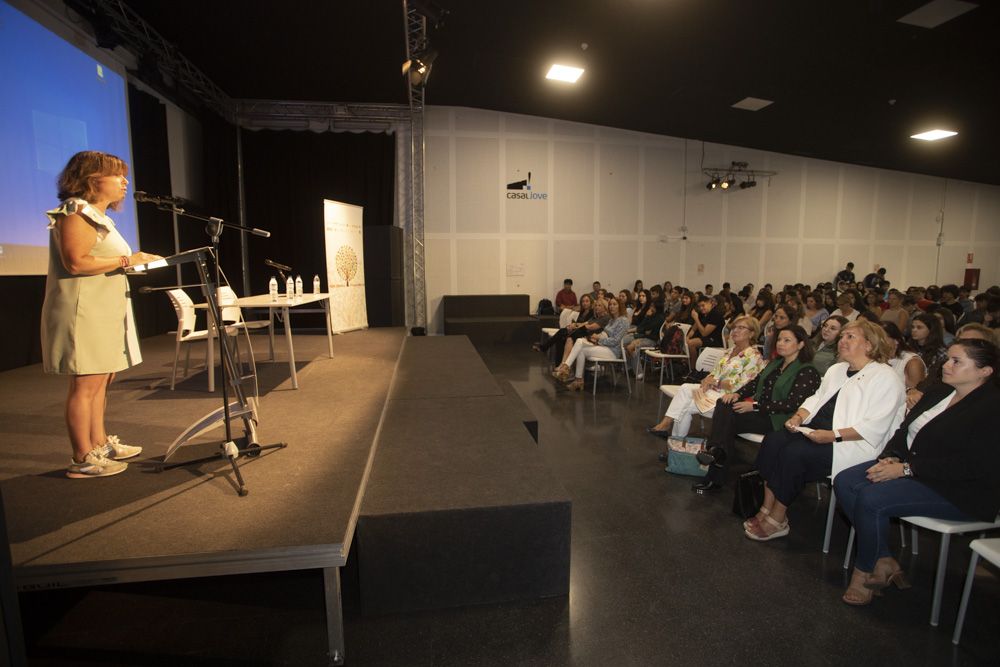 Jornadas "Mujer en Ciencia", en el Casal Jove del Port de Sagunt.