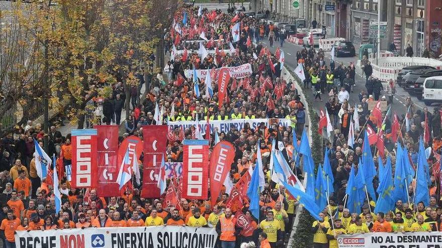 Trabajadores gallegos y asturianos, en la manifestación del pasado domingo en A Coruña.