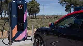Wenea ya tiene 72 puntos para carga de vehículos eléctricos en Málaga  y Sevilla